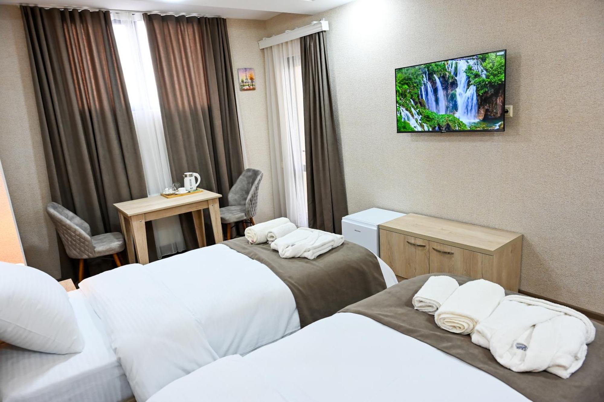Hotel K124 Кутаїсі Екстер'єр фото