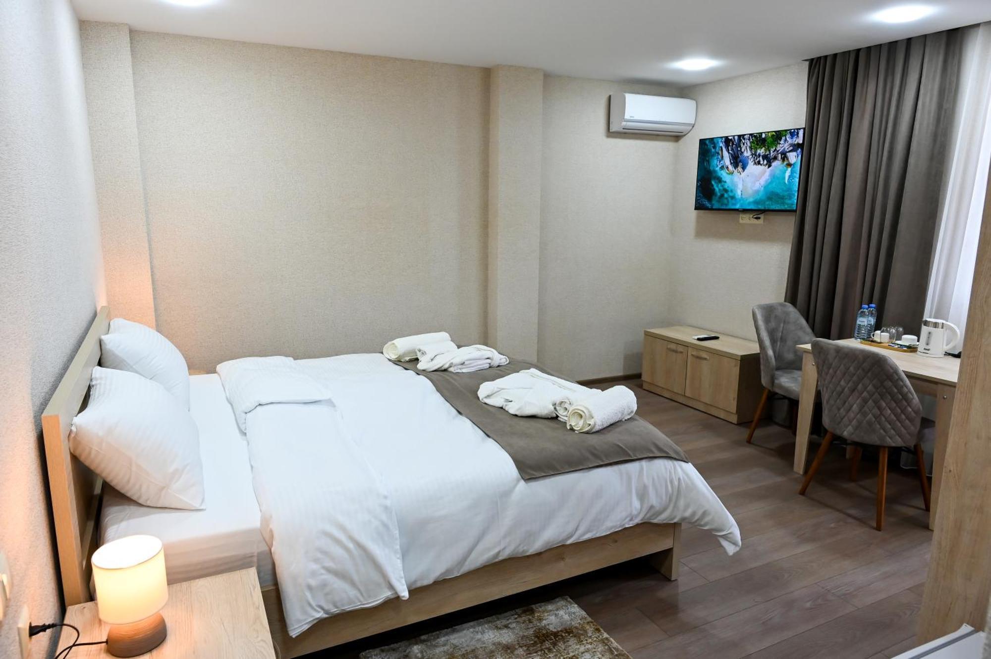 Hotel K124 Кутаїсі Екстер'єр фото